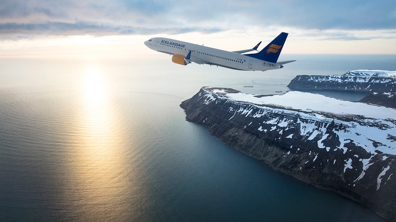 Icelandair JetBlue